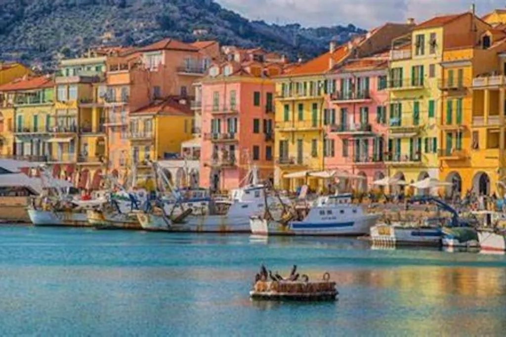 La Tuga Appartamento Stile Marinaro Sul Mare Imperia
