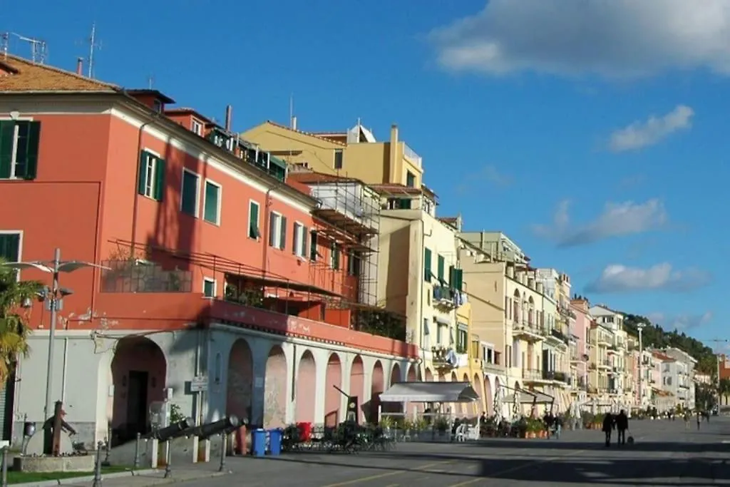 La Tuga Appartamento Stile Marinaro Sul Mare Imperia Italy